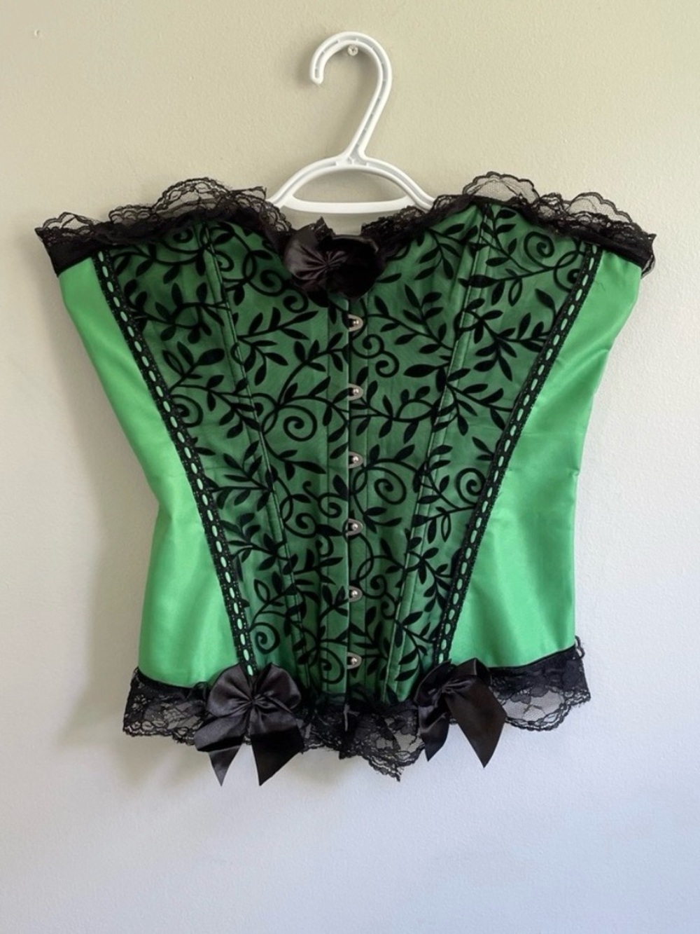 GREEN BLACK LACE BUSTIER BLACK LACES BONING LARGE SHAPE WEAR CORSET